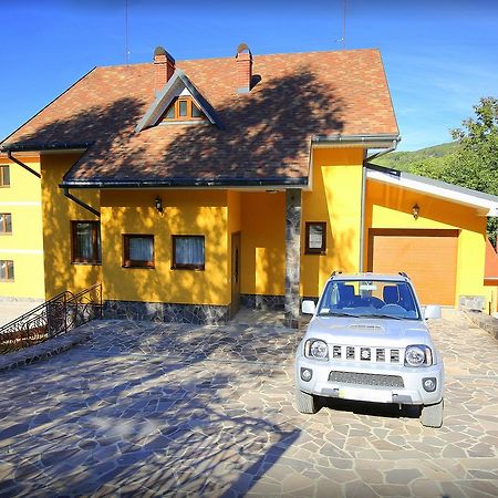 Пори Року Casa de hóspedes Sinyak  Exterior foto